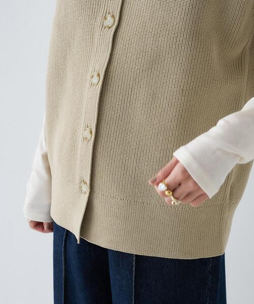 cloenc（クロエンス）の「【手洗い可】ミドルゲージニットジレ（ベスト・レディース・ナチュラル/チャコールグレー/ホワイト・02）」の20枚目の写真