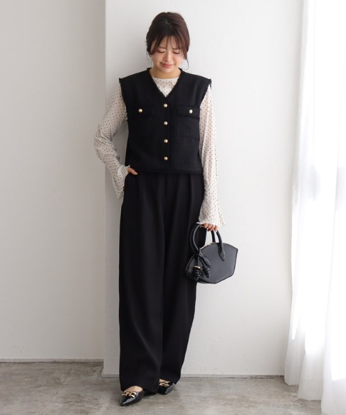 Pierrot(ピエロ)の「クルーネックフレアスリーブシアーカットソー(Tシャツ/カットソー・レディース・ブラック系その他/ブルー系その他/グレー系その他/アイボリー系/ブラック系その他2・L/M)」の8枚目の写真