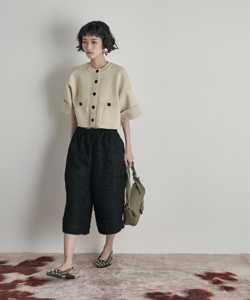 THE YOn（ザヨン）の「ゴム編み半袖クロップドニットカーディガン（カーディガン/ボレロ・レディース・ベージュ/オレンジ/アイボリー/ブラック/ボルドー・FREE）」の18枚目の写真