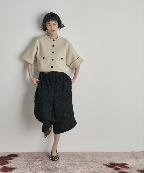 THE YOn（ザヨン）の「ゴム編み半袖クロップドニットカーディガン（カーディガン/ボレロ・レディース・ベージュ/オレンジ/アイボリー/ブラック/ボルドー・FREE）」の20枚目の写真