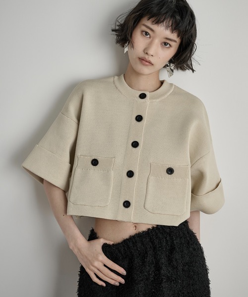 THE YOn（ザヨン）の「ゴム編み半袖クロップドニットカーディガン（カーディガン/ボレロ・レディース・ベージュ/オレンジ/アイボリー/ブラック/ボルドー・FREE）」の13枚目の写真