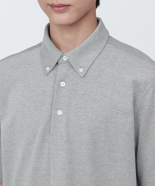 無印良品（ムジルシリョウヒン）の「紳士　涼感ＵＶカット鹿の子編みボタンダウン半袖ポロシャツ（ポロシャツ・メンズ・ホワイト/ライトグレー/ダークネイビー/ネイビー/ブラック・S/L/XL/M）」の21枚目の写真