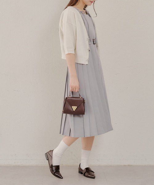 Another Branch olive des olive（アナザーブランチオリーブデオリーブ）の「肩ひもフリルプリーツＪＳＫ（ワンピース・レディース・ブラック/サックスブルー/グレイッシュベージュ・FREE）」の19枚目の写真