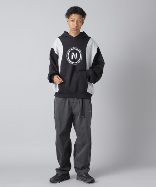 NUMERALS（ヌメラルズ）の「【NUMERALS】デニムクライミングパンツ（その他パンツ・メンズ・ネイビー/ブラック・MEDIUM/LARGE）」の3枚目の写真