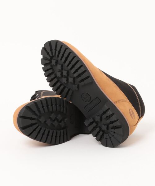 Timberland(ティンバーランド)の「Timberland ティンバーランド PREMIUM MID LACE CHUKKA BOOT【防水】メンズブーツ(プレミアムミッドレースチャッカ)(ブーツ・メンズ・ブラウン/ベージュ・25.0cm/25.5cm/26.0cm/26.5cm/27.0cm/27.5cm/28.0cm)」の4枚目の写真