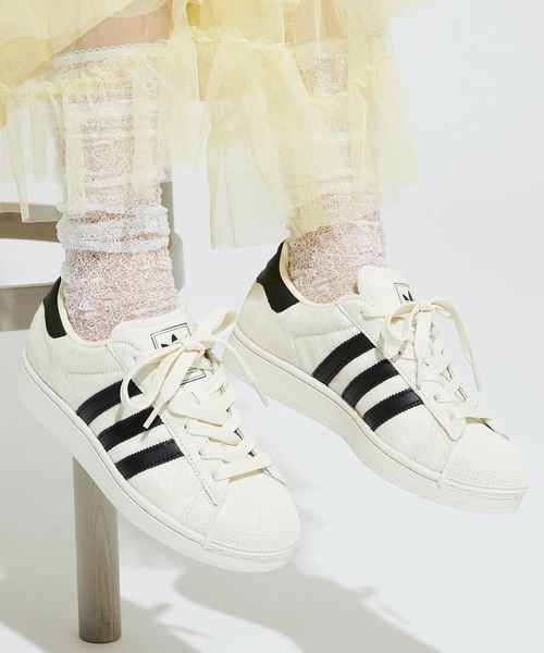 adidas（アディダス）の「スーパースター II / Superstar II / アディダスオリジナルス adidas Originals（スニーカー・レディース・ブラック/ホワイト×ブラック・23.5cm/26.5cm/24.0cm/26.0cm/27.0cm/22.0cm/22.5cm/23.0cm/24.5cm/25.0cm/25.5cm/27.5cm/28.0cm）」の11枚目の写真