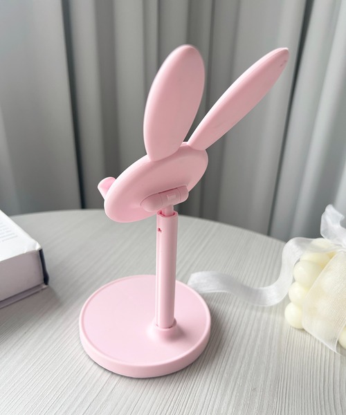 apres jour（アプレジュール）の「【apres jour×ARIAZ】アニマルスマホスタンド（スマホグッズ・レディース・ホワイト/ピンク/ブラック・FREE）」の5枚目の写真