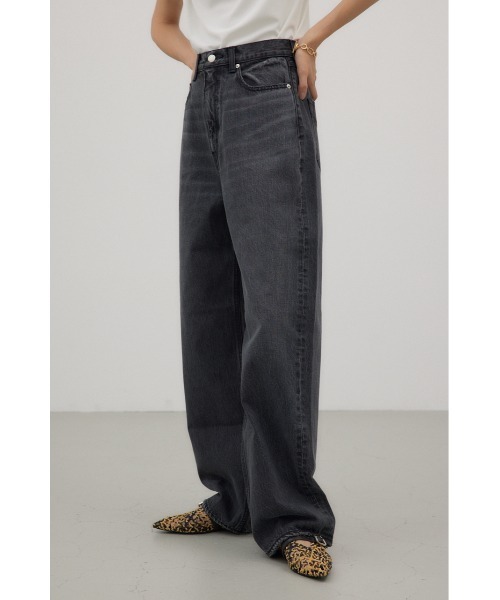 crie conforto（クリーコンフォルト）の「ロークロッチワイドデニム（デニムパンツ・レディース・ライトブラック/ライトブルー・SMALL/MEDIUM）」の3枚目の写真