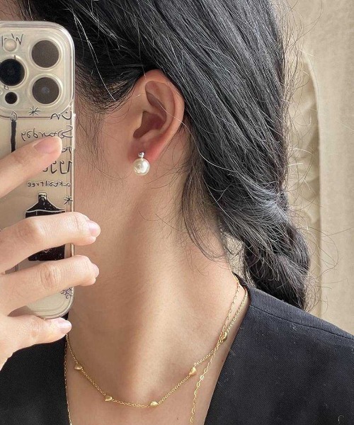 Forcement(フォースメント)の「「ひと粒の優美。日常を上品に仕上げるパールピアス」キュービックジルコニア&ボール パールピアス(ピアス(両耳用)・レディース・シルバー/シルバー系・ONESIZE)」の5枚目の写真