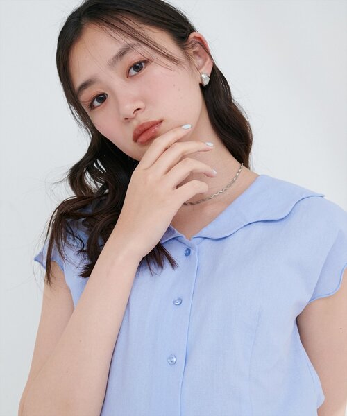 natural couture(ナチュラルクチュール)の「【WEB限定】ゆるスカラップレトロブラウス(シャツ/ブラウス・レディース・オフホワイト/ブラック/サックスブルー/ドット/その他1・FREE)」の11枚目の写真