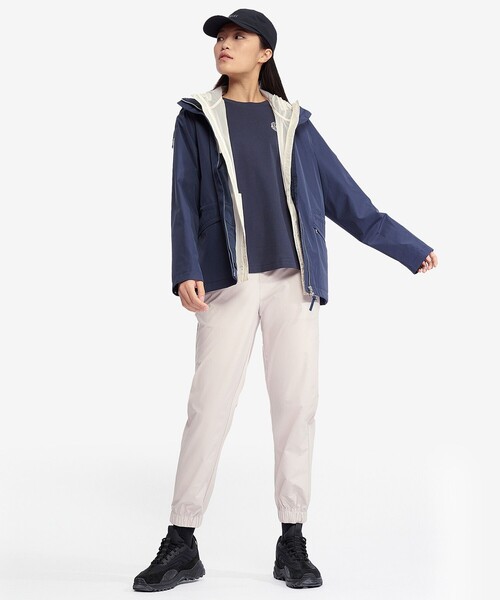 AIGLE（エーグル）の「GORE-TEX WINDSTOPPER ゴアテックスウインドストッパー 防風 透湿 フーデッドジャケット RP マウンテンパーカー（マウンテンパーカー・レディース・ダークブルー/グリーン/ホワイト・34/36/38/40）」の13枚目の写真