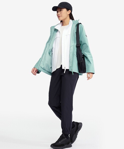 AIGLE（エーグル）の「GORE-TEX WINDSTOPPER ゴアテックスウインドストッパー 防風 透湿 フーデッドジャケット RP マウンテンパーカー（マウンテンパーカー・レディース・ダークブルー/グリーン/ホワイト・34/36/38/40）」の19枚目の写真