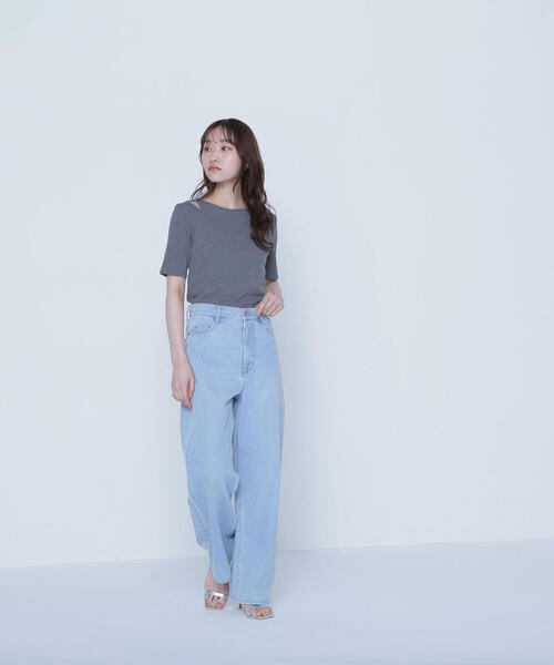 NATURAL BEAUTY BASIC（ナチュラルビューティーベーシック）の「◇レイヤードデザインカットソー（Tシャツ/カットソー・レディース・チャコールグレー/ブラック/カーキ・FREE）」の4枚目の写真
