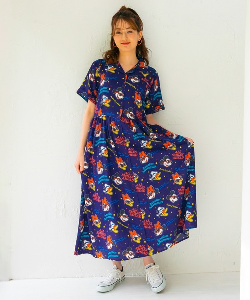 Disney(ディズニー)の「親子お揃い ディズニー リゾート総柄 Disney(ディズニー)の「親子お揃い ディズニー リゾート総柄