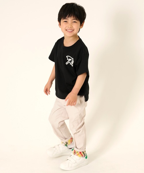 Arnold Palmer（アーノルドパーマー）の「ライトダンボール ビッグアンブレラ Tシャツ（Tシャツ/カットソー・キッズ・ホワイト/ブラック/スカイブルー・135cm/125cm/115cm/105cm/95cm/145cm）」の8枚目の写真