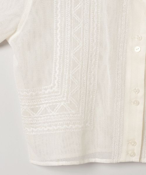 JEANASIS（ジーナシス）の「シシュウカイキンシアーシャツ SS/490422（シャツ/ブラウス・レディース・ブラック/ピンク系その他/オフホワイト・FREE）」の5枚目の写真