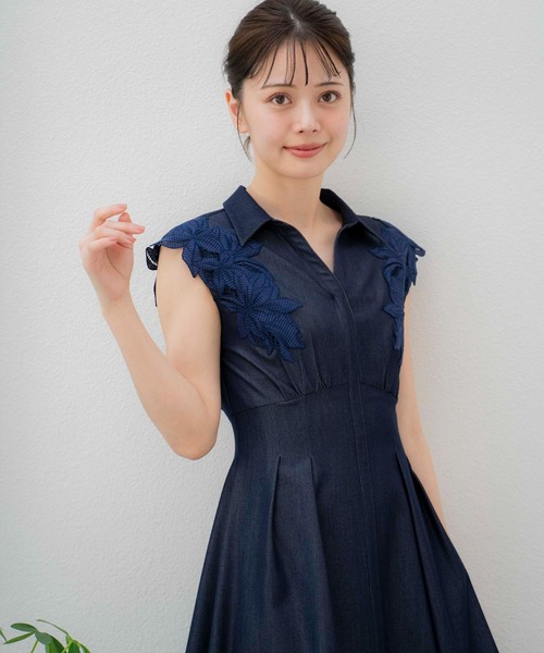 Noela ネイビー 半袖ワンピース ノエラ Noela 【追加生産】コード刺繍半袖ジップワンピース