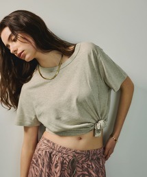 ベイフロー BAYFLOW コットン100%大人可愛いカットオフノーカラーデニムジャケット♪ BAYFLOW｜ベイフロー（レディース）のTシャツ⁄カットソー（無地）通販