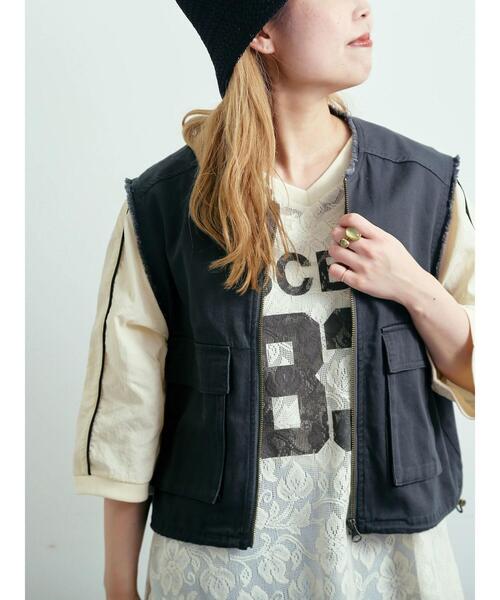 SM2(エスエムツー)の「ツイル/デニムフリンジショートベスト(ベスト・レディース・グレー/チャコールグレー/カーキ/ブルー・F)」の2枚目の写真