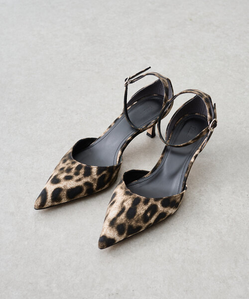 BEARDSLEY（ビアズリー）の「《Hoaw.》LEOポインテッドパンプス（ブーツ・レディース・キャメル・38/37/36）」の9枚目の写真