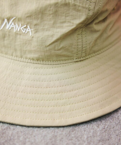 NANGA（ナンガ）の「NANGA × FREAK'S STORE/ナンガ × フリークスストア 別注 NYLON TUSSER SUNSHADE HAT ナイロンタッサー サンシェードハット（ハット・メンズ・ネイビー/ベージュ・ONE SIZE）」の17枚目の写真