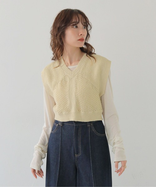 CLEIO(クレイオ)の「【CLEIO】スパンコールミックスニットベスト SEQUIN MIX KNIT VEST/986-13613(ベスト・レディース・レモンイエロー/ブラック/アイボリー・FREE)」の3枚目の写真
