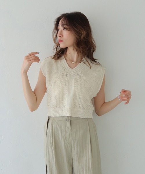 CLEIO(クレイオ)の「【CLEIO】スパンコールミックスニットベスト SEQUIN MIX KNIT VEST/986-13613(ベスト・レディース・レモンイエロー/ブラック/アイボリー・FREE)」の9枚目の写真