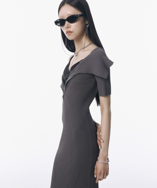 JOSE MOON(ジョゼムーン)の「OFFSHOULDER NARROW KNIT DRESS/オフショルダーナローニットドレス(ワンピース・レディース・レッド/チャコールグレー/ブルー・FREE)」の10枚目の写真