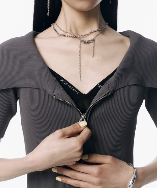 JOSE MOON(ジョゼムーン)の「OFFSHOULDER NARROW KNIT DRESS/オフショルダーナローニットドレス(ワンピース・レディース・レッド/チャコールグレー/ブルー・FREE)」の13枚目の写真