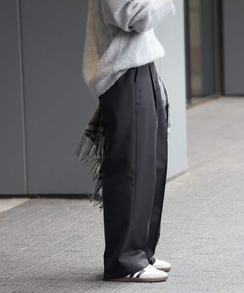 relume / クロスステッチエンブロイダリーブラウス 黒 ブラック