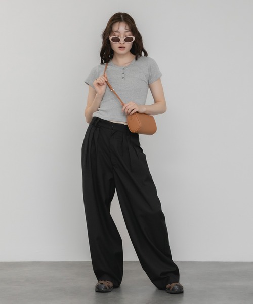 HEILIS（ヘイリス）の「【新色追加】2WAYミニショルダーバッグ / スクエア ハンドバッグ 韓国 ブラウン ブラック イエロー レッド 赤 黒 茶 黄（ハンドバッグ・レディース・イエロー/ブラック/ブラウン/レッド・FREE）」の6枚目の写真