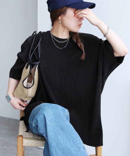 reca（レカ）の「オーバーサイズプリーツプルオーバー（Tシャツ/カットソー・レディース・グレイッシュベージュ/ブラック・FREE）」の16枚目の写真