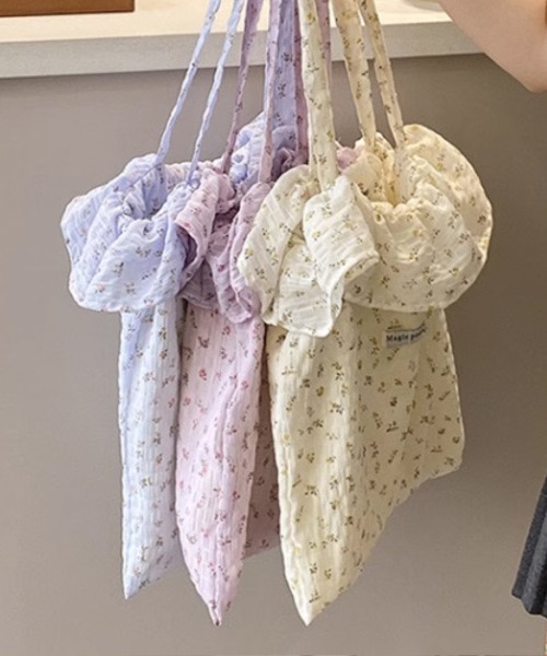 セール】フリルトートバック 小花柄 エコバッグ（トートバッグ