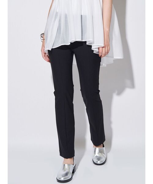 ELENDEEK（エレンディーク）の「ハイストレッチスティックパンツ【美脚パンツ】（その他パンツ・レディース・ブラック/チャコールグレー・01/02）」の22枚目の写真