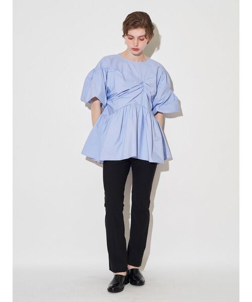 ELENDEEK（エレンディーク）の「ハイストレッチスティックパンツ【美脚パンツ】（その他パンツ・レディース・ブラック/チャコールグレー・01/02）」の4枚目の写真