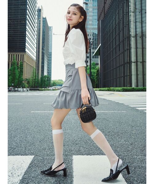 dazzlin(ダズリン)の「タックスリーブギャザーシャツ(シャツ/ブラウス・レディース・イエロー/ブルー/オフホワイト・FREE)」の8枚目の写真