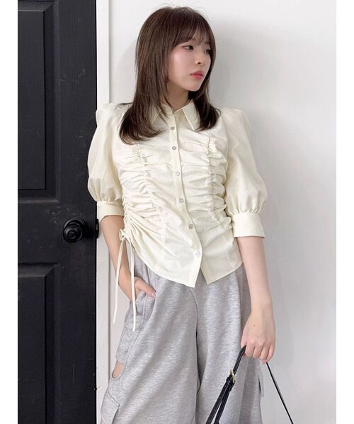 dazzlin(ダズリン)の「タックスリーブギャザーシャツ(シャツ/ブラウス・レディース・イエロー/ブルー/オフホワイト・FREE)」の13枚目の写真