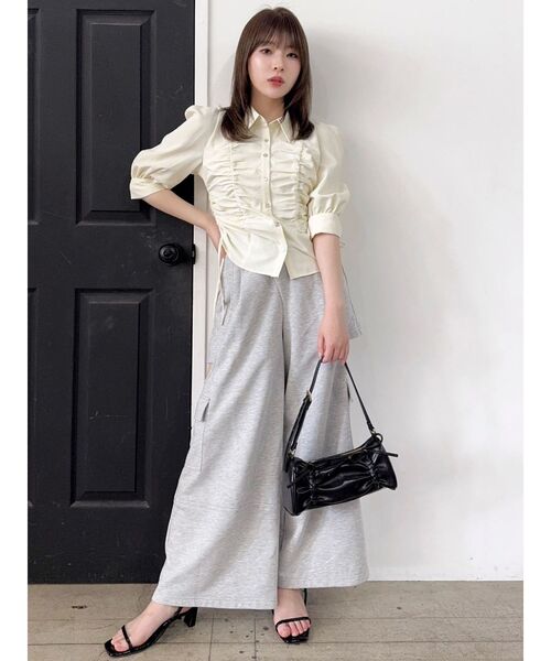 dazzlin(ダズリン)の「タックスリーブギャザーシャツ(シャツ/ブラウス・レディース・イエロー/ブルー/オフホワイト・FREE)」の17枚目の写真