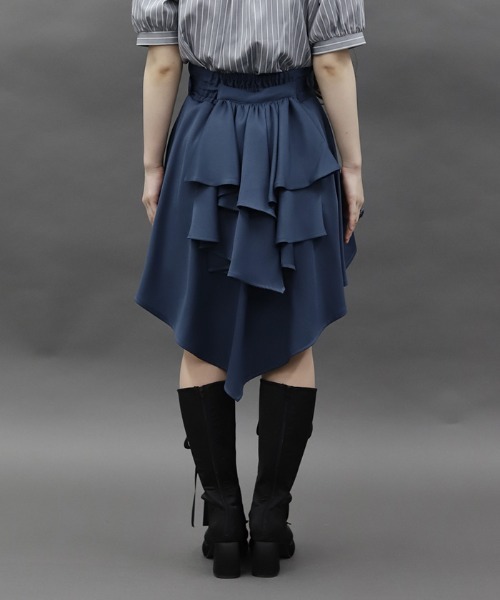 POETIQUE バッスルデザインショートパンツ バッスルデザインショートパンツ | POETIQUE | axes femme