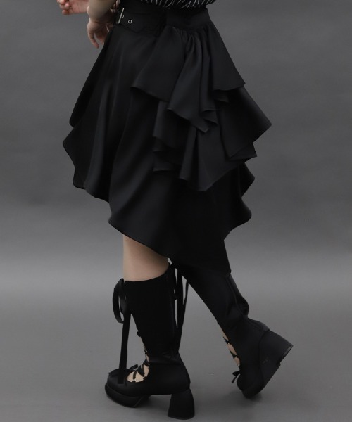 POETIQUE バッスルデザインショートパンツ バッスルデザインショートパンツ | POETIQUE | axes femme