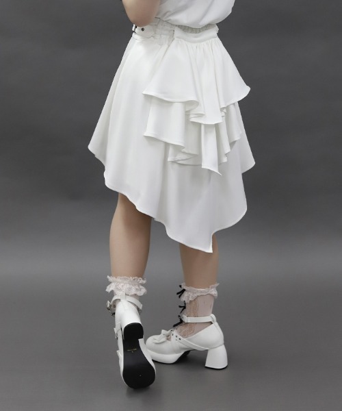 POETIQUE バッスルデザインショートパンツ バッスルデザインショートパンツ（その他パンツ）｜axes femme