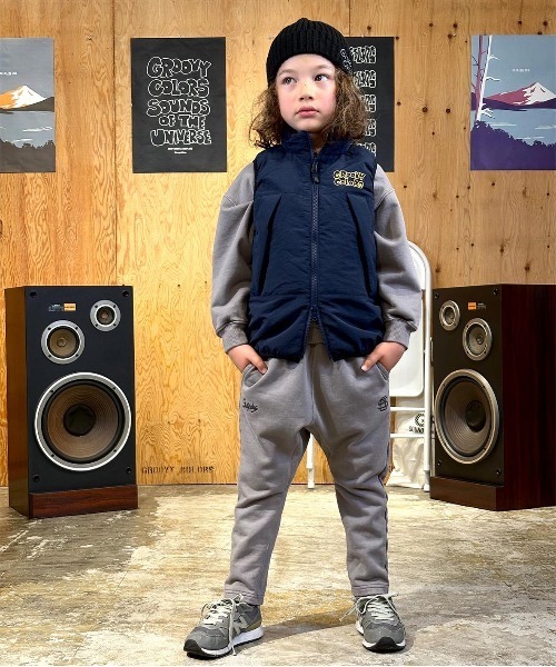 GROOVY COLORS(グルービーカラーズ)の「Overdye Sweat Pants(スウェットパンツ・キッズ・グレー・145/135)」の4枚目の写真