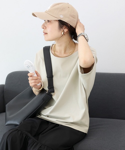Aletta vita(アレッタビータ)の「汗染み防止加工タック使いドルマンプルオーバー(Tシャツ/カットソー・レディース・モカ/ブラック/グレー・M)」の17枚目の写真