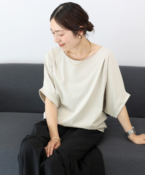 Aletta vita(アレッタビータ)の「汗染み防止加工タック使いドルマンプルオーバー(Tシャツ/カットソー・レディース・モカ/ブラック/グレー・M)」の13枚目の写真