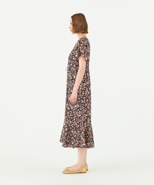 BALLSEY(ボールジィ)の「フィールドフラワープリント カシュクールワンピース(ワンピース・レディース・グレー系その他/ピンク系その他2・36)」の4枚目の写真