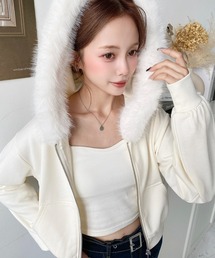 moment+(モーメントプラス)のファーフードダブルジップショートパーカー(パーカー)