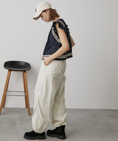 Auntie Rosa Holiday（アンティローザホリデー）の「ピンタック刺繍ノースリブラウス（シャツ/ブラウス・レディース・ネイビー/ホワイト・FREE）」の10枚目の写真