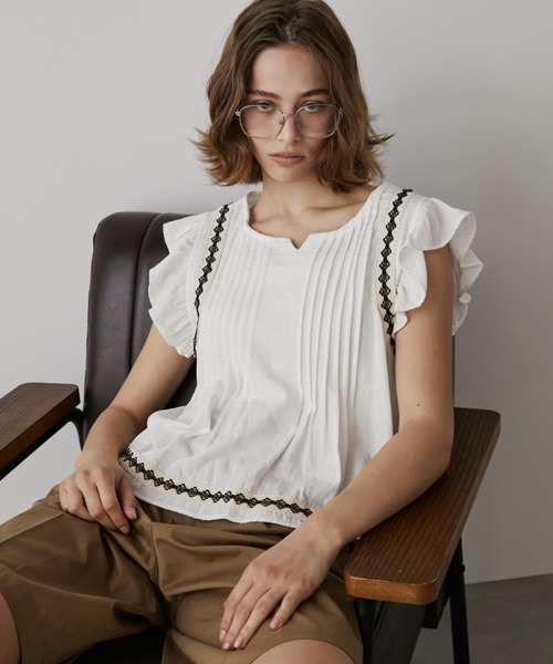 Auntie Rosa Holiday（アンティローザホリデー）の「ピンタック刺繍ノースリブラウス（シャツ/ブラウス・レディース・ネイビー/ホワイト・FREE）」の16枚目の写真