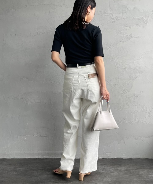 ヤヌーク JOAN ルーズ ストレート デニムパンツ ホワイト 24 YANUK（ヤヌーク）の「YANUK(ヤヌーク) ルーズストレート'JOAN
