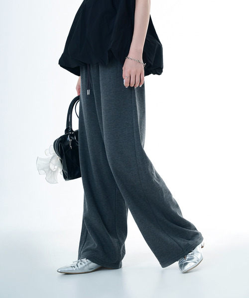 DAESE TOKYO(デセトウキョウ)の「『DAESE TOKYO/デセトウキョウ』裏毛ワイドパンツ(その他パンツ・レディース・オートミール/チャコールグレー・FREE)」の6枚目の写真
